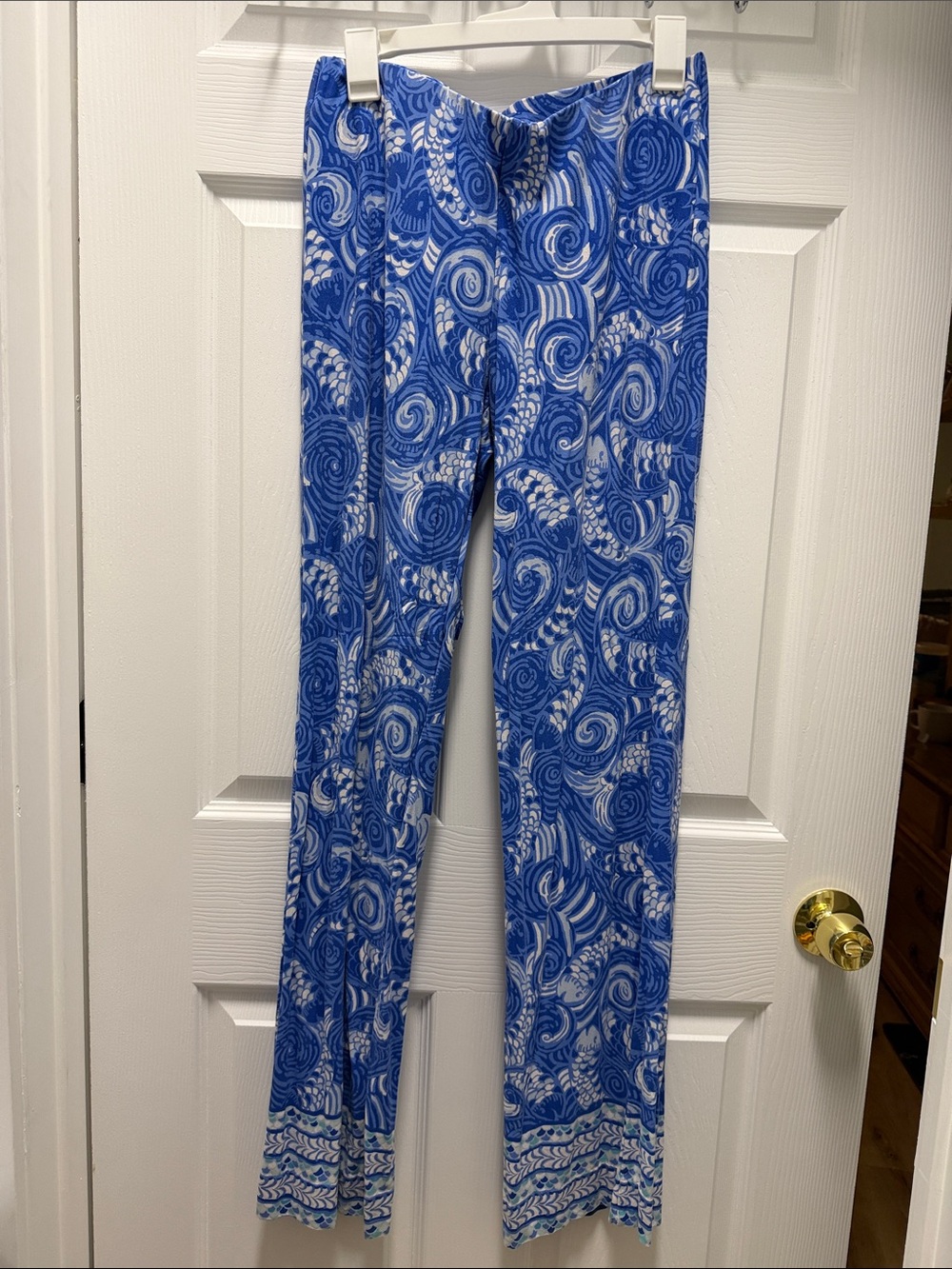 Lilly Pulitzer Blue & White Swirl knit palazzo pants
